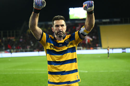 บุฟฟ่อน รายล่าสุด! ซาอุฯ ยื่นข้อเสนอล่อเฝ้าเสา