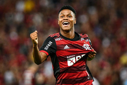 ดาวดวงใหม่! ปืนใหญ่ พร้อมเซ็น ฟรังกา วันเดอร์คิดชาวแซมบ้า  