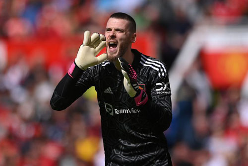 เด เกอา ลุ้นมีเอี่ยว ถุงมือทองคำ หลังขึ้นทาบ โป๊ป