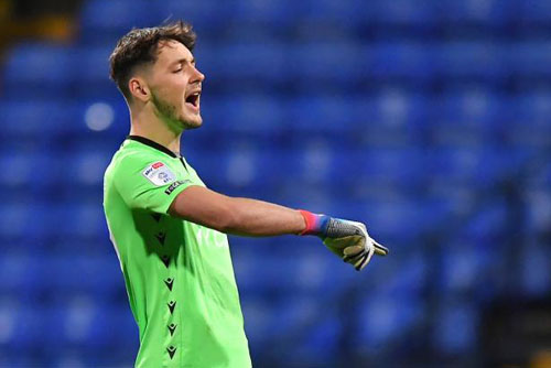 เบียดไม่ไหว! เรือใบ ปล่อยมือกาวดาวรุ่งซบ เบิร์นลี่ย์ 19 ล้านปอนด์